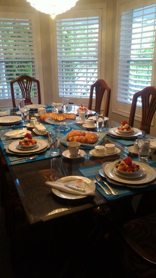 Blue Skies Bed & Breakfast Niagara-on-the-Lake Extérieur photo
