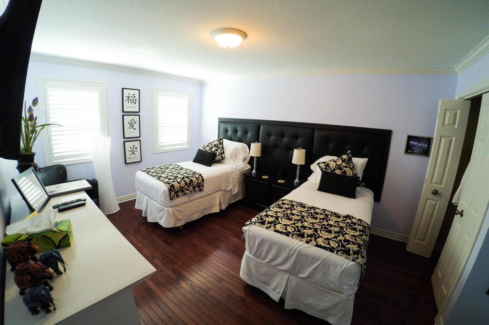 Blue Skies Bed & Breakfast Niagara-on-the-Lake Extérieur photo